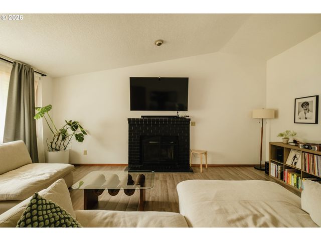 1309 Se 135TH Ave, Portland, OR 97233