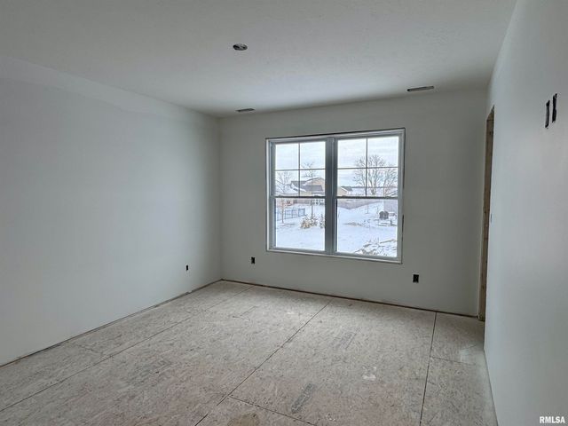 412 Manor Hill Drive, Chatham, IL 62629