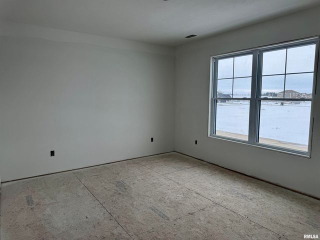 412 Manor Hill Drive, Chatham, IL 62629