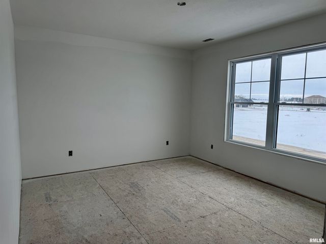 412 Manor Hill Drive, Chatham, IL 62629