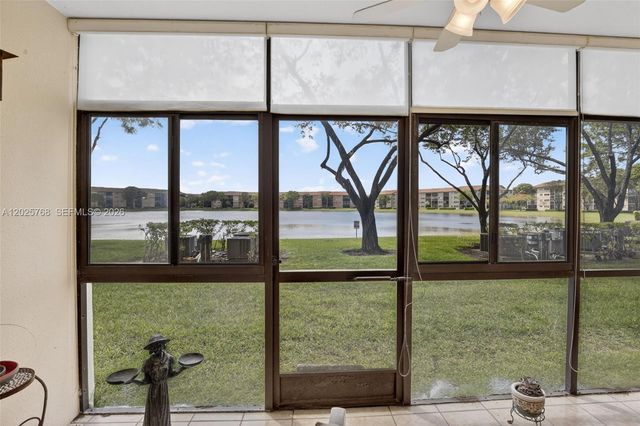 650 SW 138th Ave 105J, Pembroke Pines, FL 33027