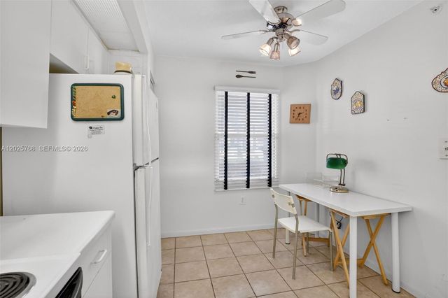 650 SW 138th Ave 105J, Pembroke Pines, FL 33027