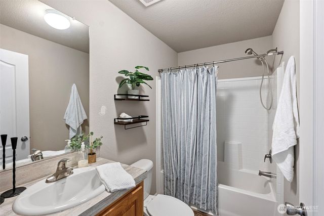 13721 137th Street NW, Gig Harbor, WA 98329