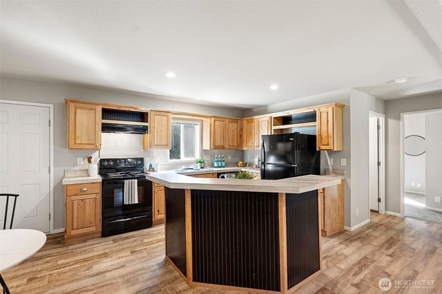 13721 137th Street NW, Gig Harbor, WA 98329