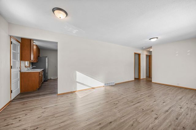 5108 Beacon Hill Road, Minnetonka, MN 55345