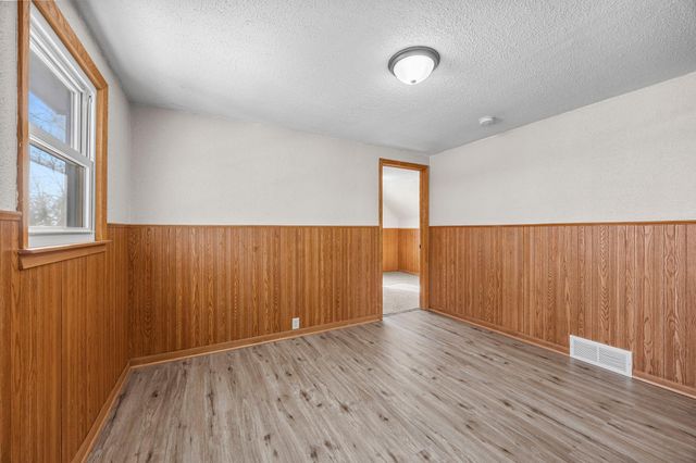 5108 Beacon Hill Road, Minnetonka, MN 55345