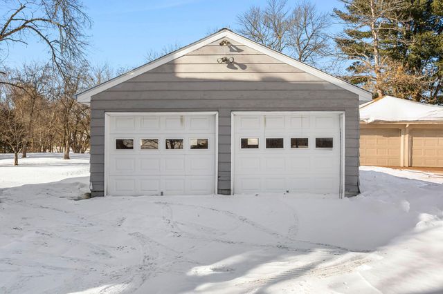 5108 Beacon Hill Road, Minnetonka, MN 55345