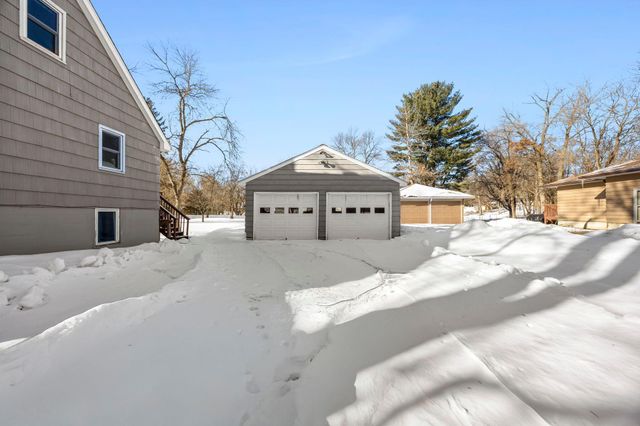 5108 Beacon Hill Road, Minnetonka, MN 55345