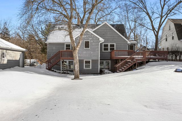 5108 Beacon Hill Road, Minnetonka, MN 55345