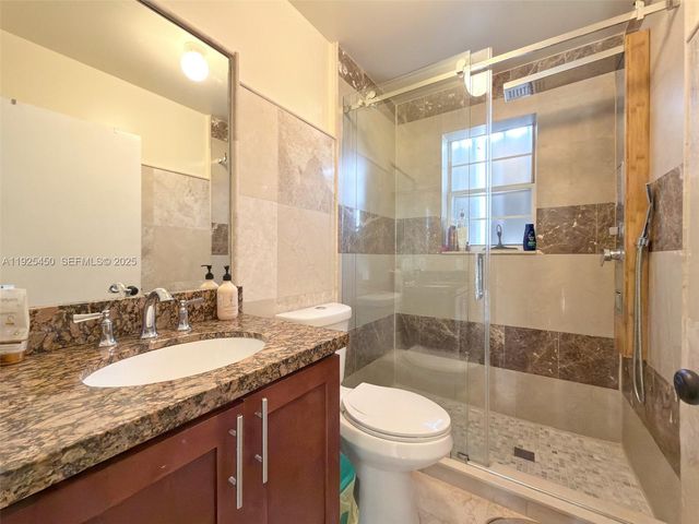 13921 SW 164th St, Miami, FL 33177