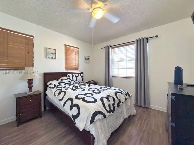 13921 SW 164th St, Miami, FL 33177