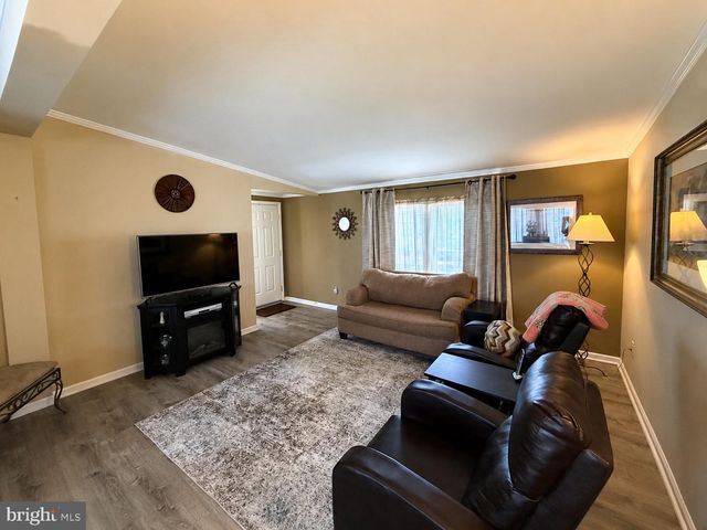 706 EVERGREEN CT, Manchester Township, NJ 08759