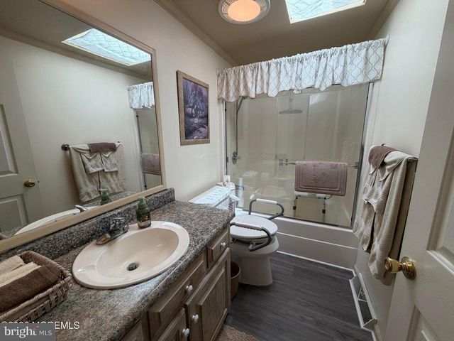 706 EVERGREEN CT, Manchester Township, NJ 08759