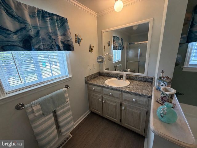 706 EVERGREEN CT, Manchester Township, NJ 08759