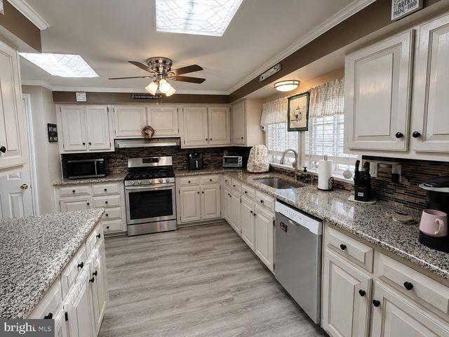 706 EVERGREEN CT, Manchester Township, NJ 08759