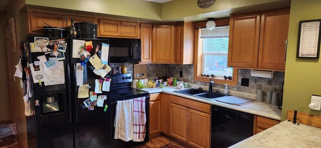 24 Hammes DRIVE, Mount Pleasant, WI 53406