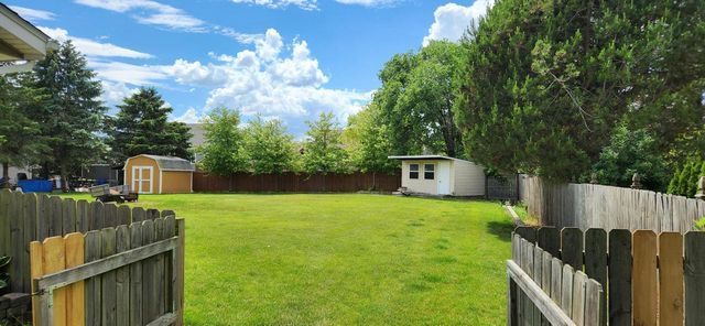 24 Hammes DRIVE, Mount Pleasant, WI 53406