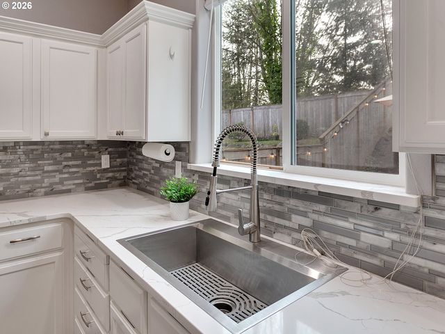 21315 Sw LADYFERN Dr, Sherwood, OR 97140