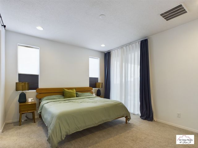 5222 Gold Hill Lane, Santa Fe, NM 87507