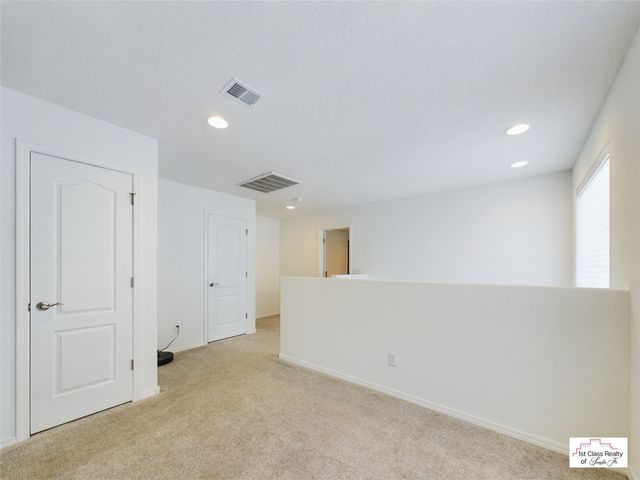 5222 Gold Hill Lane, Santa Fe, NM 87507