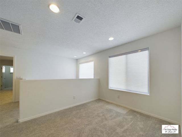 5222 Gold Hill Lane, Santa Fe, NM 87507