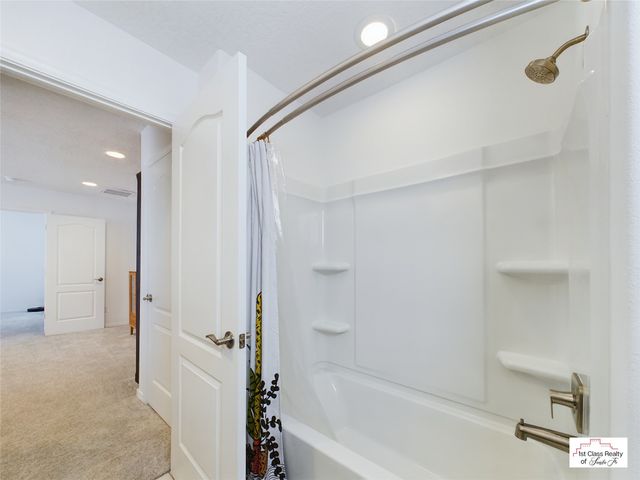 5222 Gold Hill Lane, Santa Fe, NM 87507