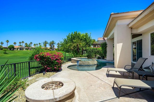 371 Tomahawk Drive, Palm Desert, CA 92211
