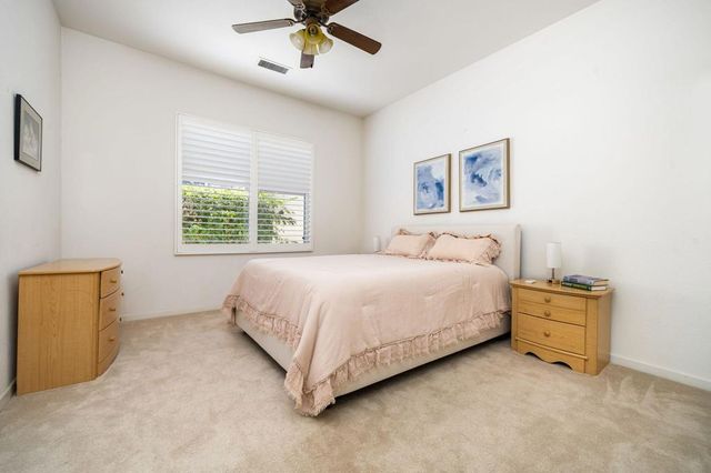 371 Tomahawk Drive, Palm Desert, CA 92211