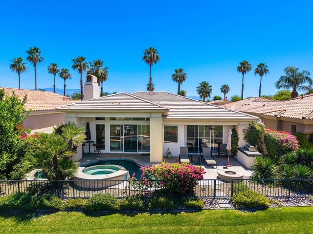 371 Tomahawk Drive, Palm Desert, CA 92211