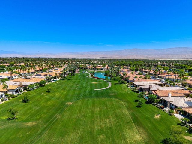 371 Tomahawk Drive, Palm Desert, CA 92211
