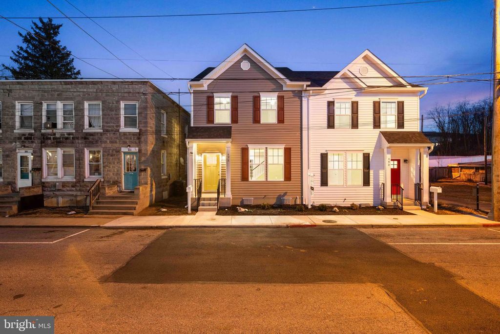 492 MITCHELL AVE, Hagerstown, MD 21740