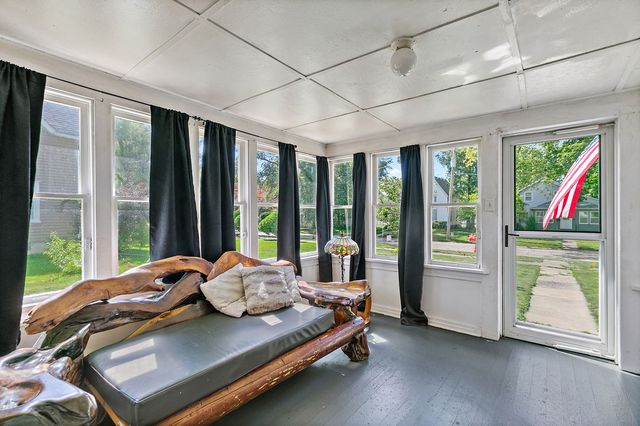 318 S 8th Street, Dekalb, IL 60115