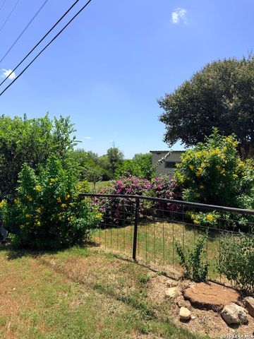 275 County Road 5634, Castroville, TX 78009