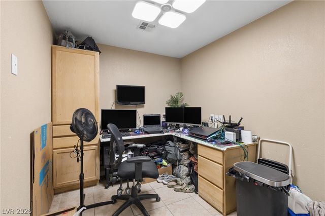 1305 North Mojave Road, Las Vegas, NV 89101