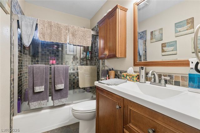 1305 North Mojave Road, Las Vegas, NV 89101