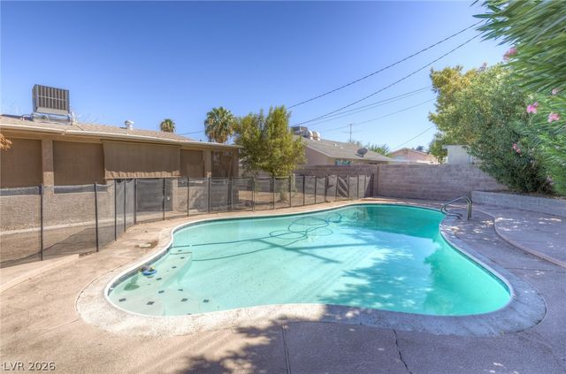 1305 North Mojave Road, Las Vegas, NV 89101