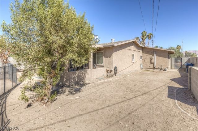 1305 North Mojave Road, Las Vegas, NV 89101