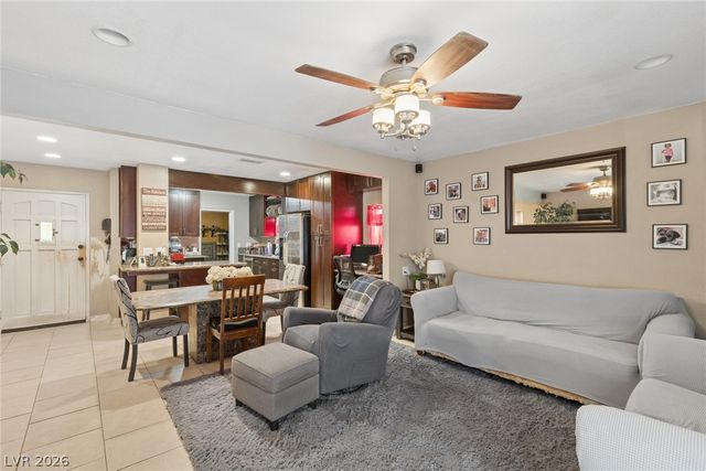 1305 North Mojave Road, Las Vegas, NV 89101