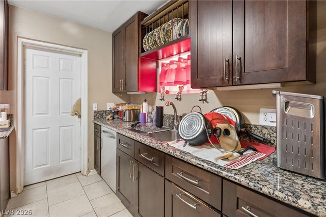 1305 North Mojave Road, Las Vegas, NV 89101