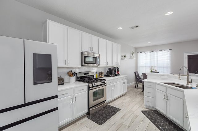 8338 Rosemary Drive, Baytown, TX 77521