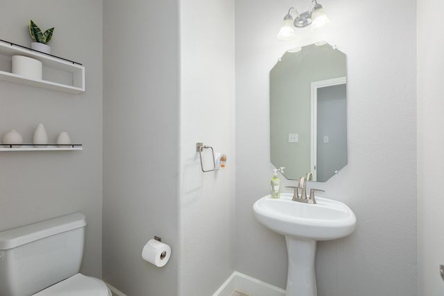 8338 Rosemary Drive, Baytown, TX 77521