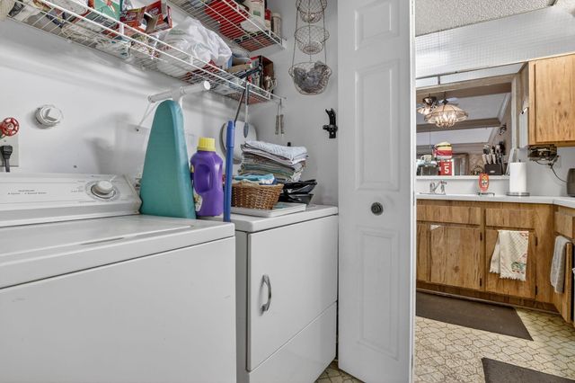 8957 NW 44th Court, Sunrise, FL 33351