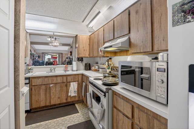 8957 NW 44th Court, Sunrise, FL 33351