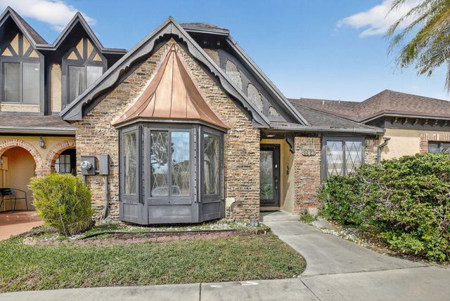 8957 NW 44th Court, Sunrise, FL 33351