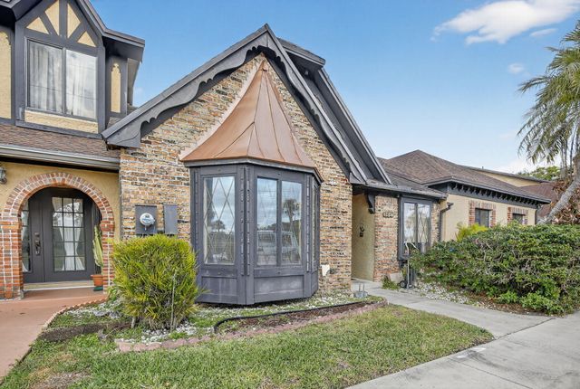 8957 NW 44th Court, Sunrise, FL 33351