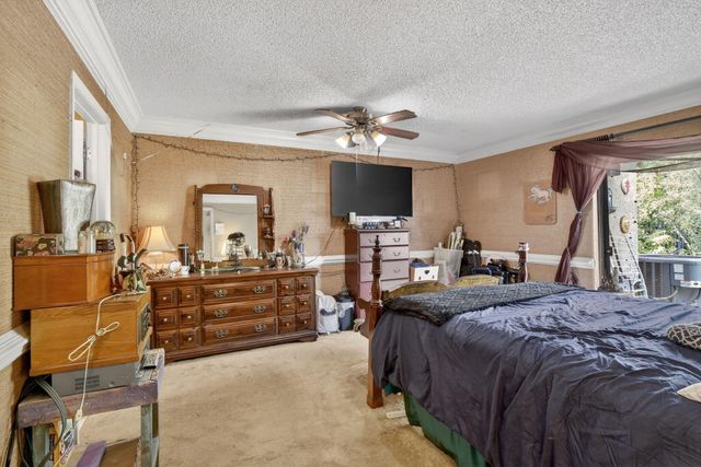 8957 NW 44th Court, Sunrise, FL 33351