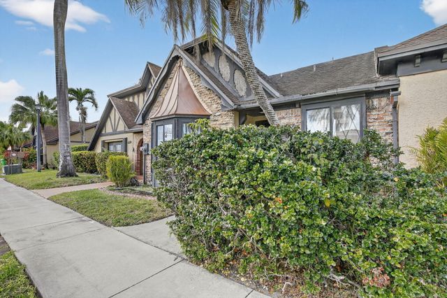 8957 NW 44th Court, Sunrise, FL 33351