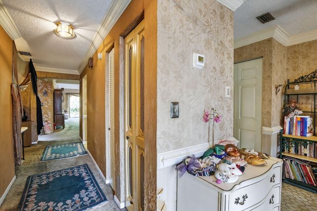 8957 NW 44th Court, Sunrise, FL 33351