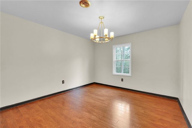 304 N Isundega Street, Westminster, SC 29693