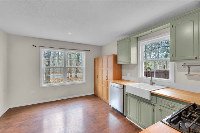 304 N Isundega Street, Westminster, SC 29693